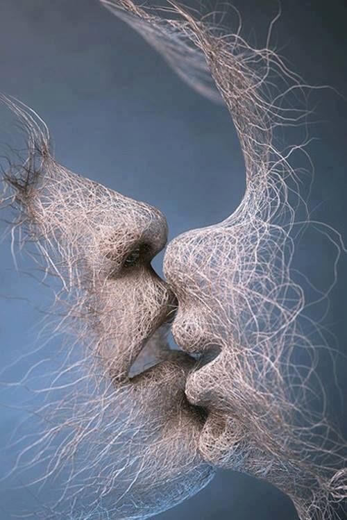 EAD26B29-0DC5-4E8B-BDBF-9529B8AB9FFC